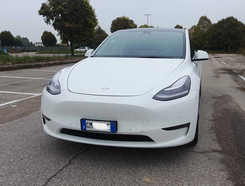 Tesla Model Y LONG RANGE AWD DUAL MOTOR, снимка 7 - Автомобили и джипове - 52241762