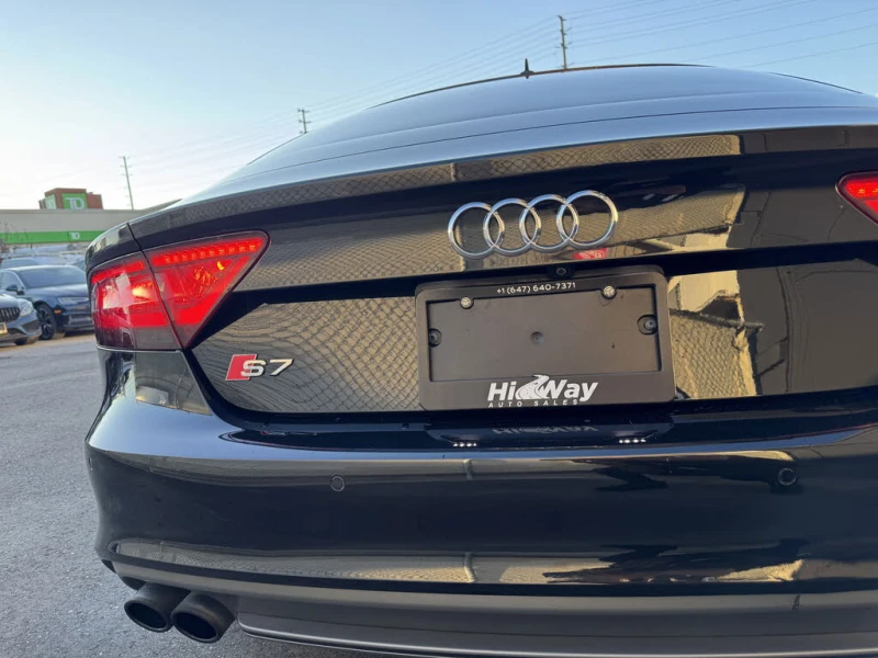 Audi S7 4.0T Quattro * CARFAX* * АвтоКредит* (ЦЕНА ДО БГ) , снимка 5 - Автомобили и джипове - 52585572