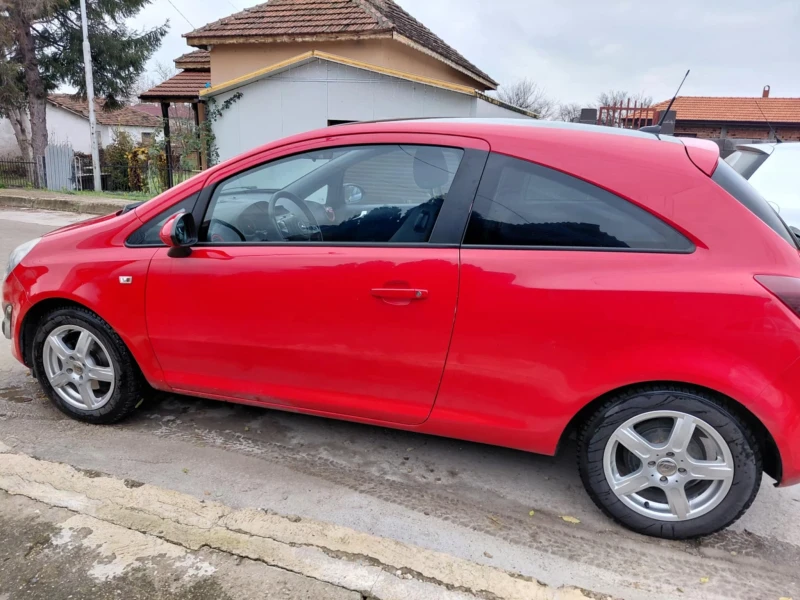 Opel Corsa, снимка 6 - Автомобили и джипове - 52694406