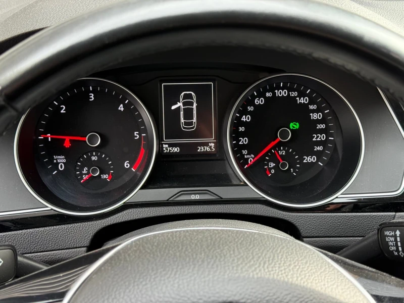 VW Passat Comfortline 2.0TDI BMT, снимка 9 - Автомобили и джипове - 53243828