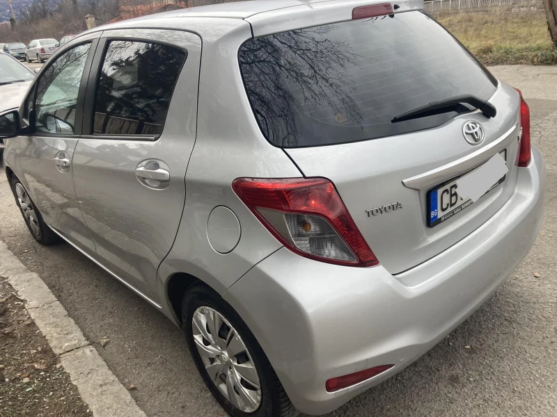 Toyota Yaris, снимка 3 - Автомобили и джипове - 53338591