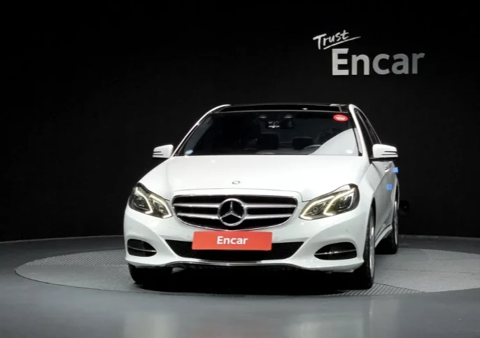 Mercedes-Benz E 250 4MATIC - изображение 3