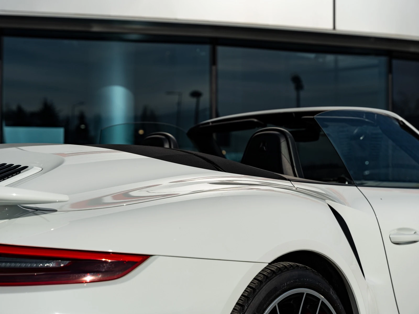 Porsche 911  /   / Turbo Cabriolet | Mobile.bg   17