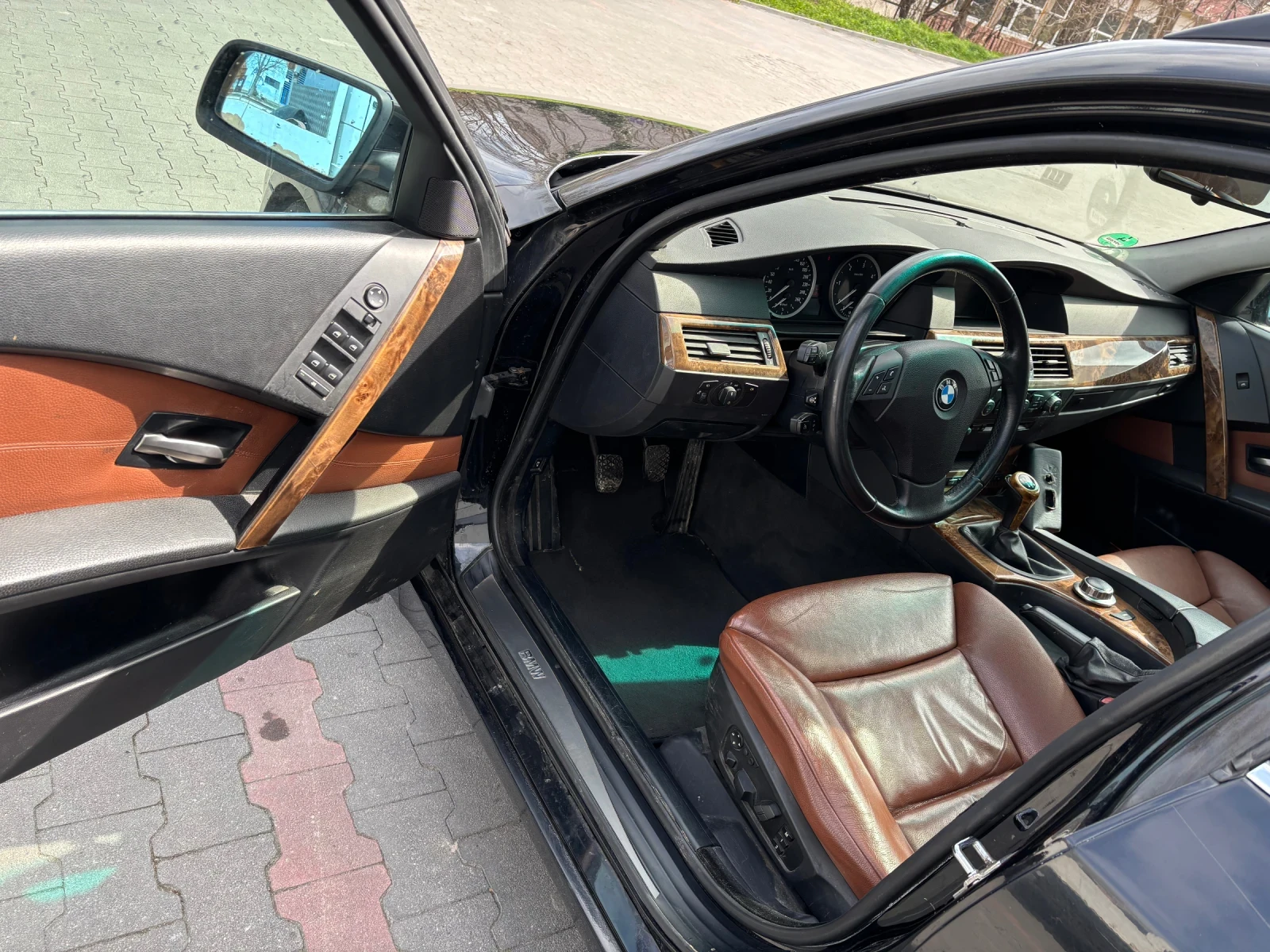 BMW 525  - изображение 7