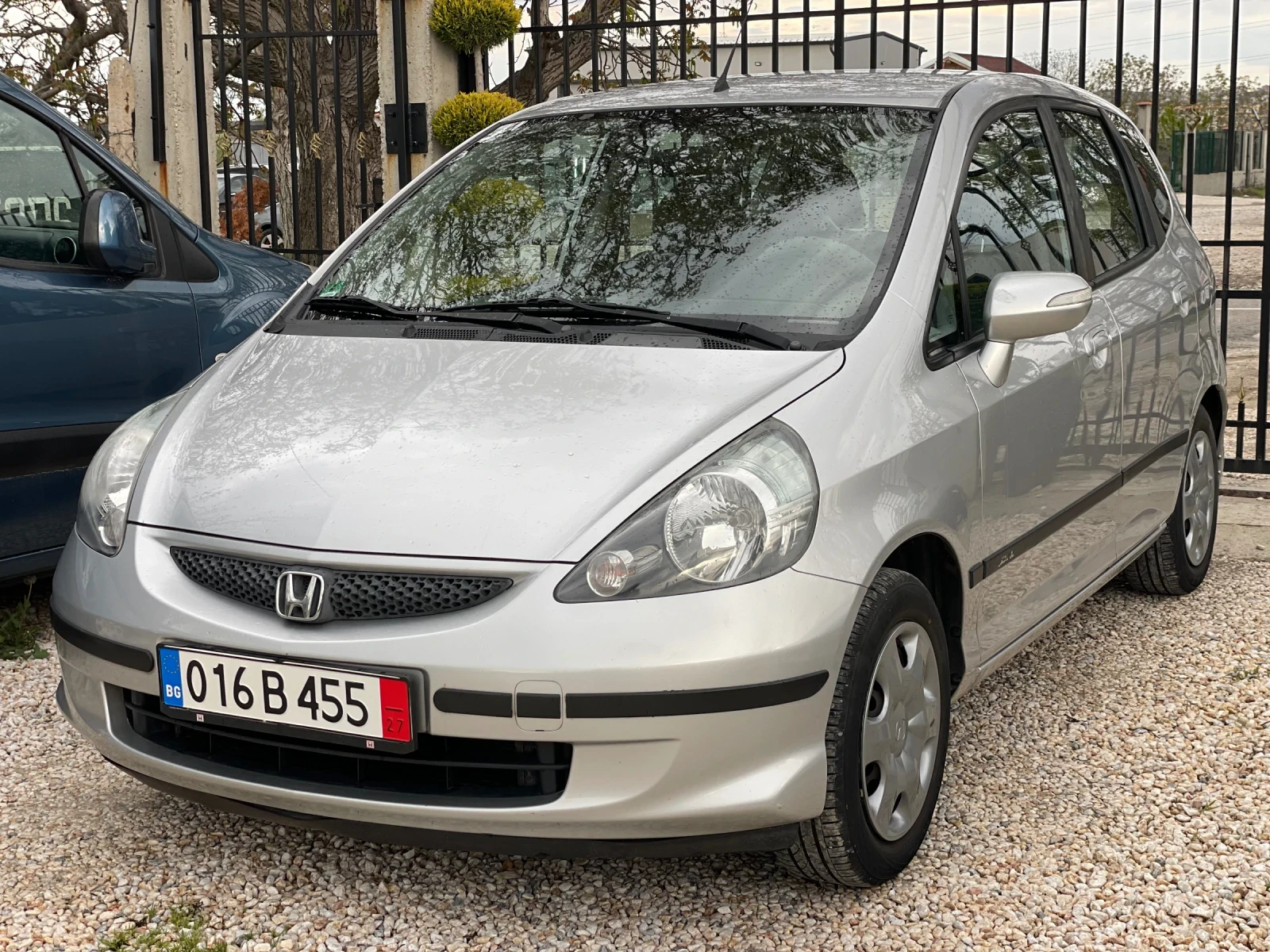 Honda Jazz 1.4i 83кс ФЕЙС - изображение 2