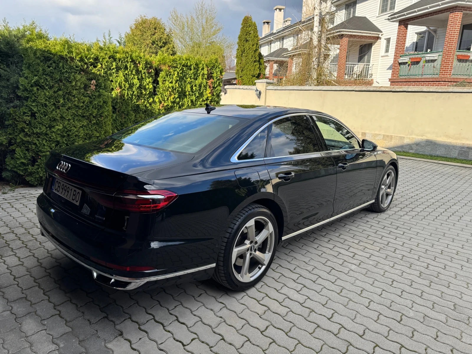 Audi A8 3.0 TFSI S-Line - изображение 4