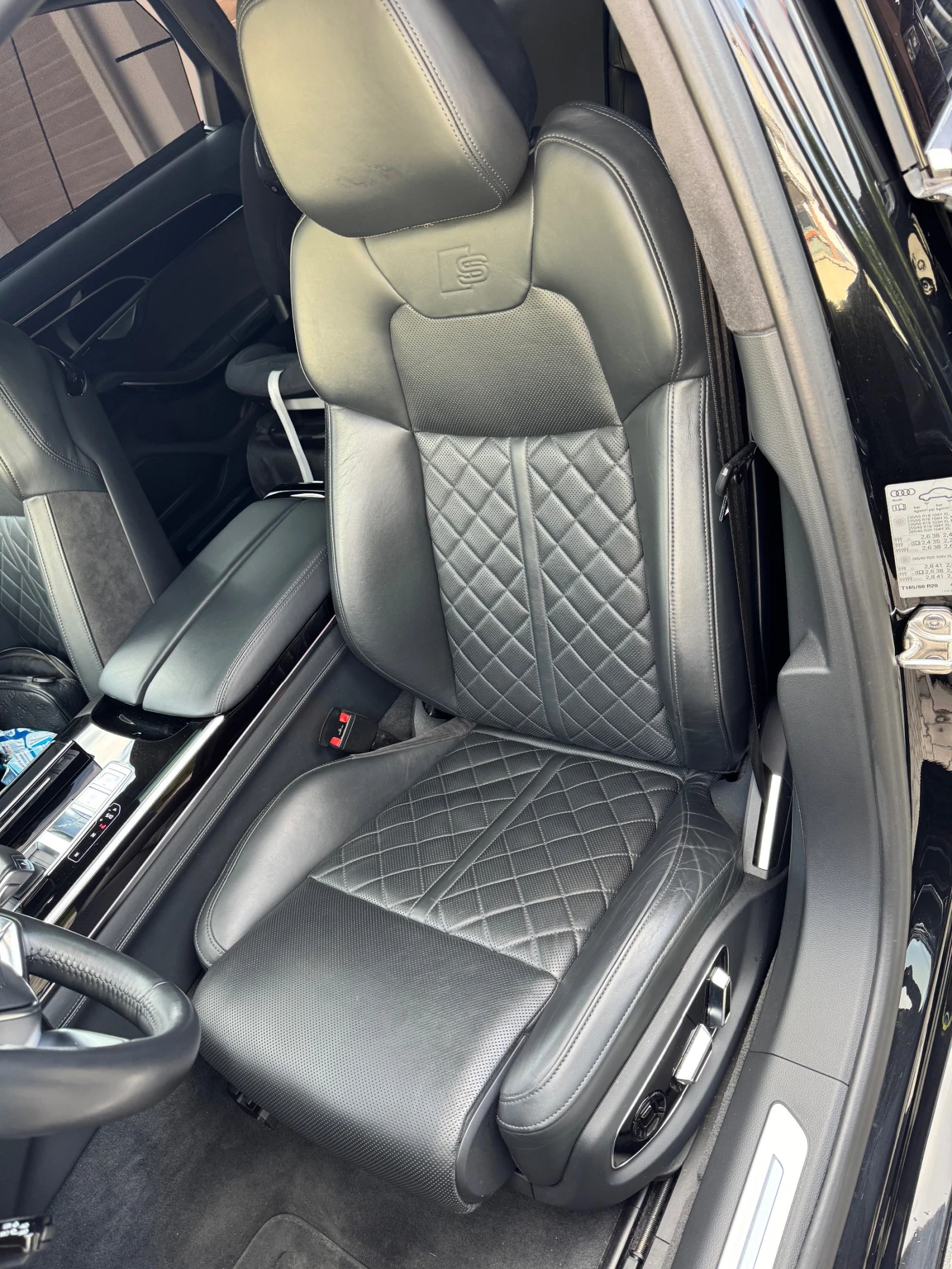Audi A8 3.0 TFSI S-Line - изображение 7