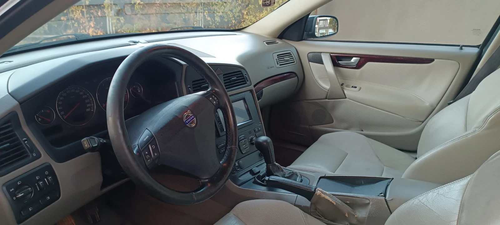 Volvo S60 2.4 - изображение 2