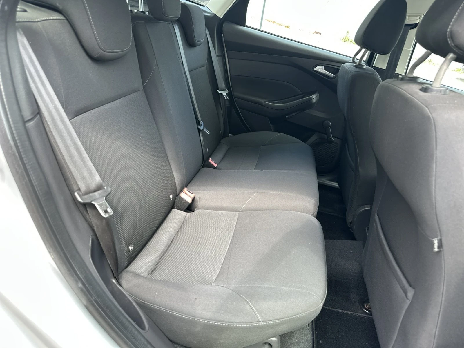 Ford Focus 1.0 TURBO / LPG 125ps. СОБСТВЕН ЛИЗИНГ / БАРТЕР - изображение 9