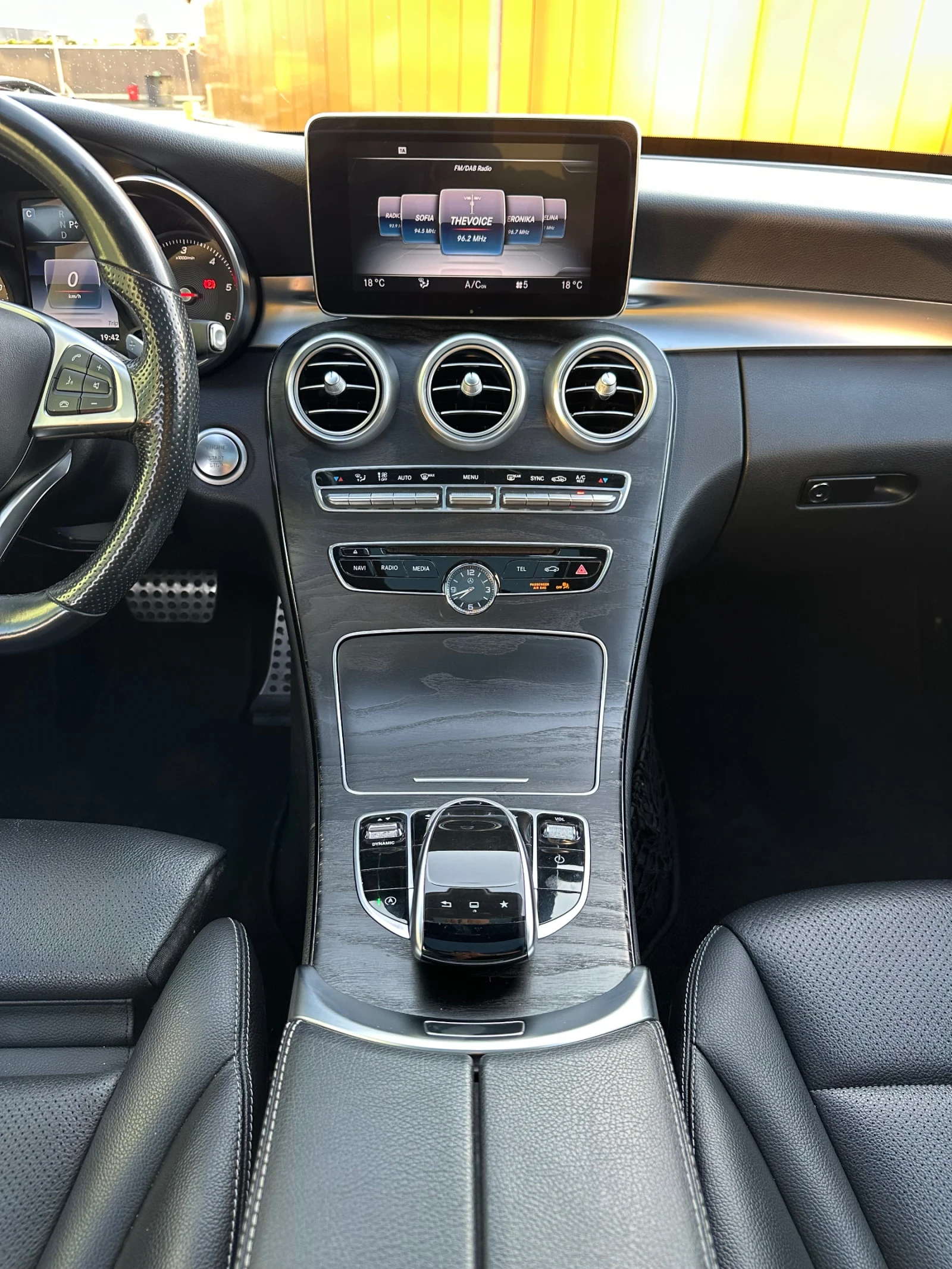 Mercedes-Benz C 250 AMG/4MATIC/7GTRONIC/BURMESTER - изображение 9