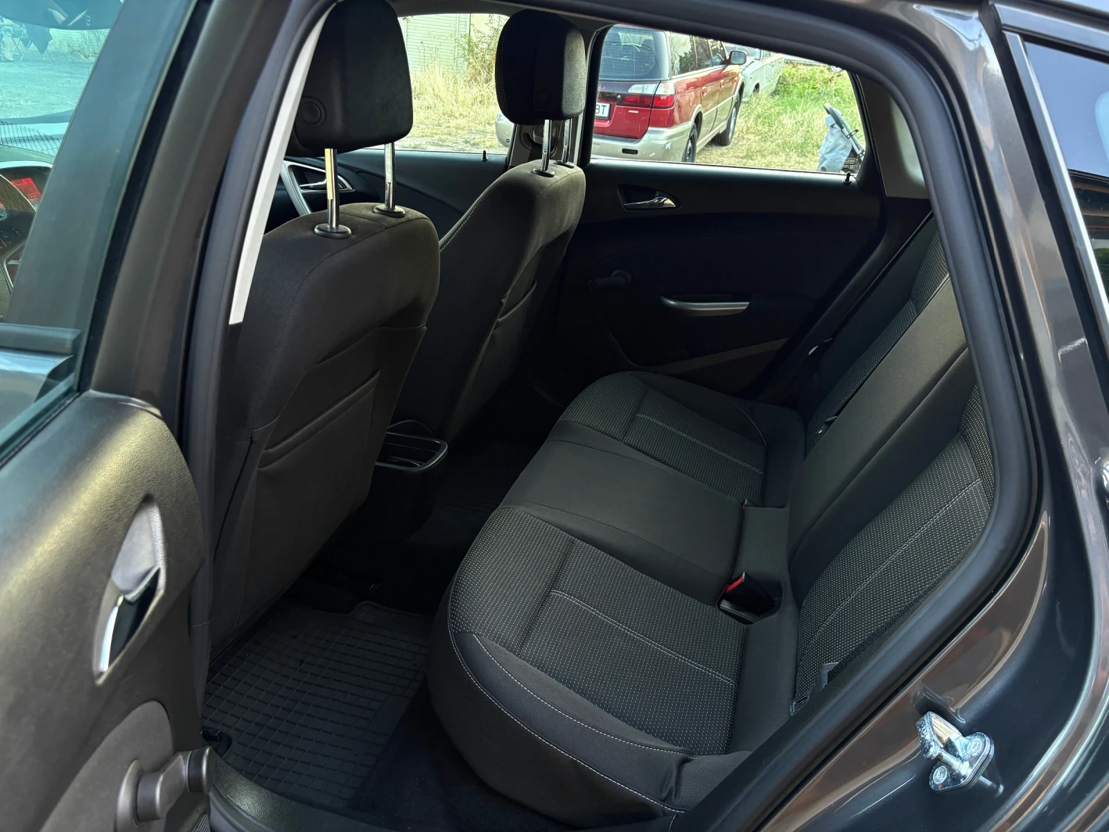 Opel Astra 1.4i 101к.с.* Рекаро* 171 000км*  - изображение 9