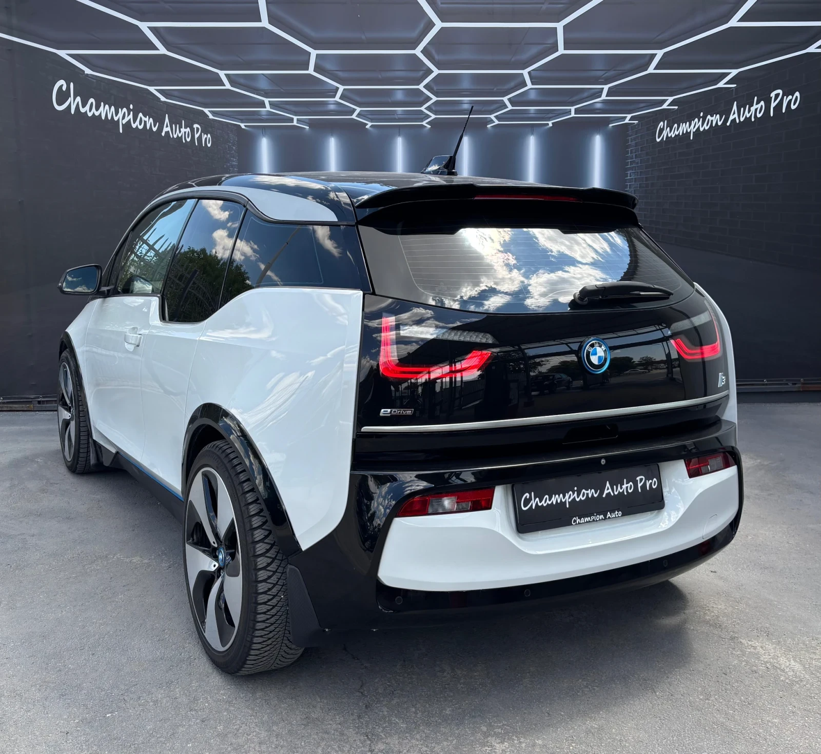 BMW i3  - изображение 4