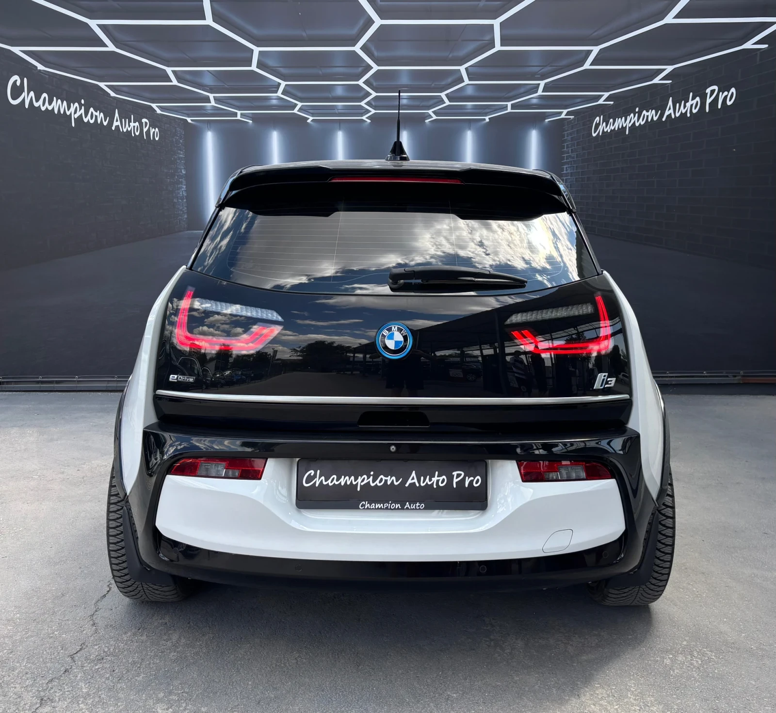 BMW i3  - изображение 5
