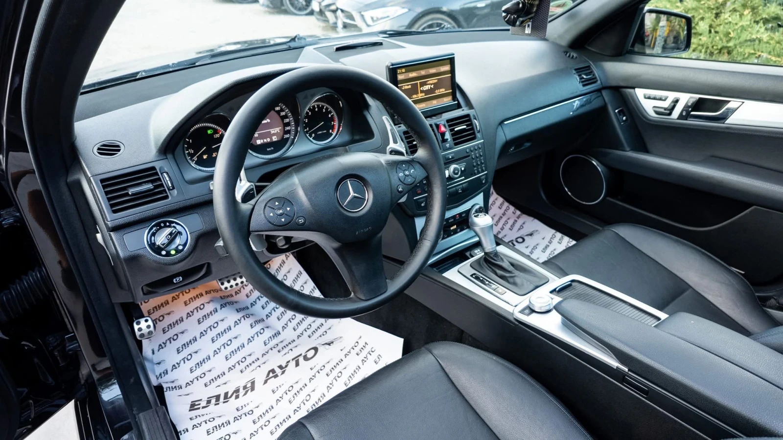 Mercedes-Benz C 350 I MEGA FULL AMG LINE BLACK EDITION  100% | Mobile.bg   12
