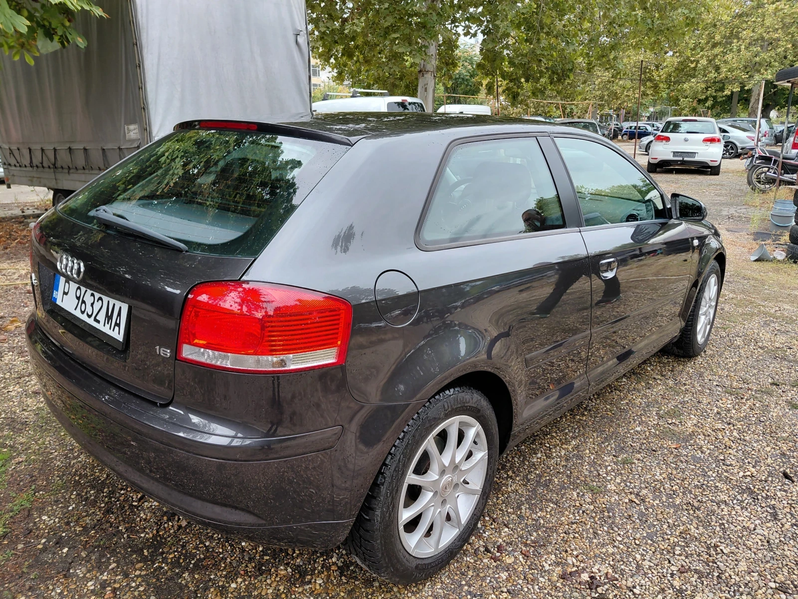 Audi A3 1.6i-Бензин Регистриран Обслужен - изображение 5