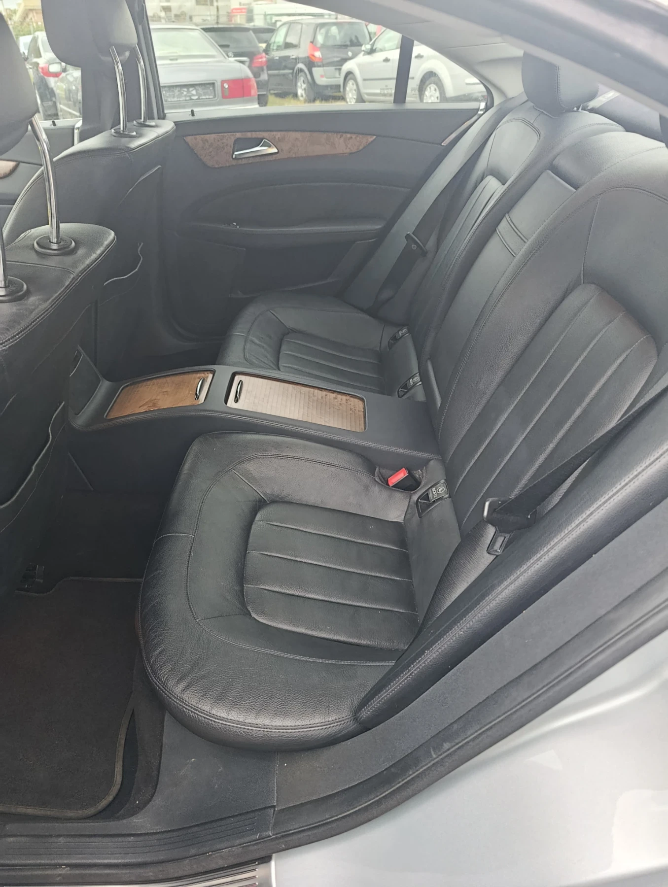 Mercedes-Benz CLS 350 Хетчбек  - изображение 6