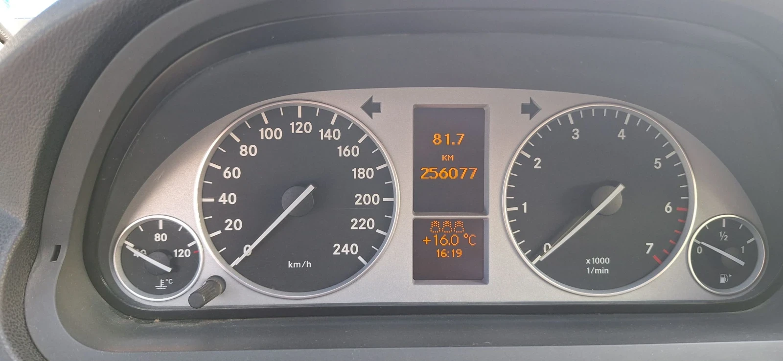 Mercedes-Benz B 170 | Mobile.bg — изображение 13