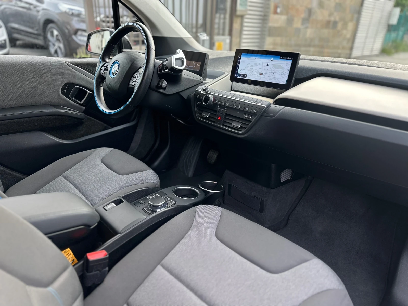 BMW i3 I3S /120/42Kw - изображение 10
