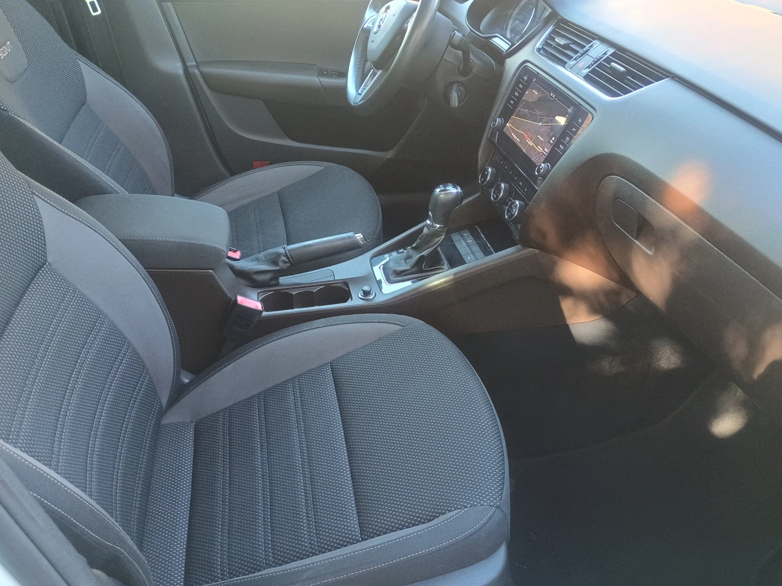 Skoda Octavia Scout 1.8t 4х4 - изображение 5