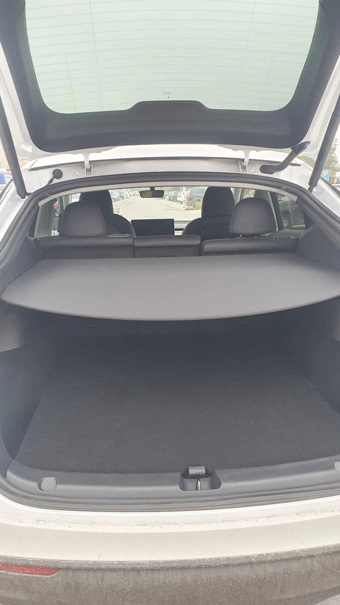 Tesla Model Y LONG RANGE AWD DUAL MOTOR | Mobile.bg   12