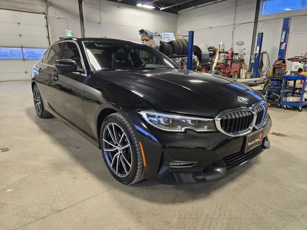 BMW 330 M-Package* CARFAX * АвтоКредит* (ЦЕНА ДО БГ) - изображение 3