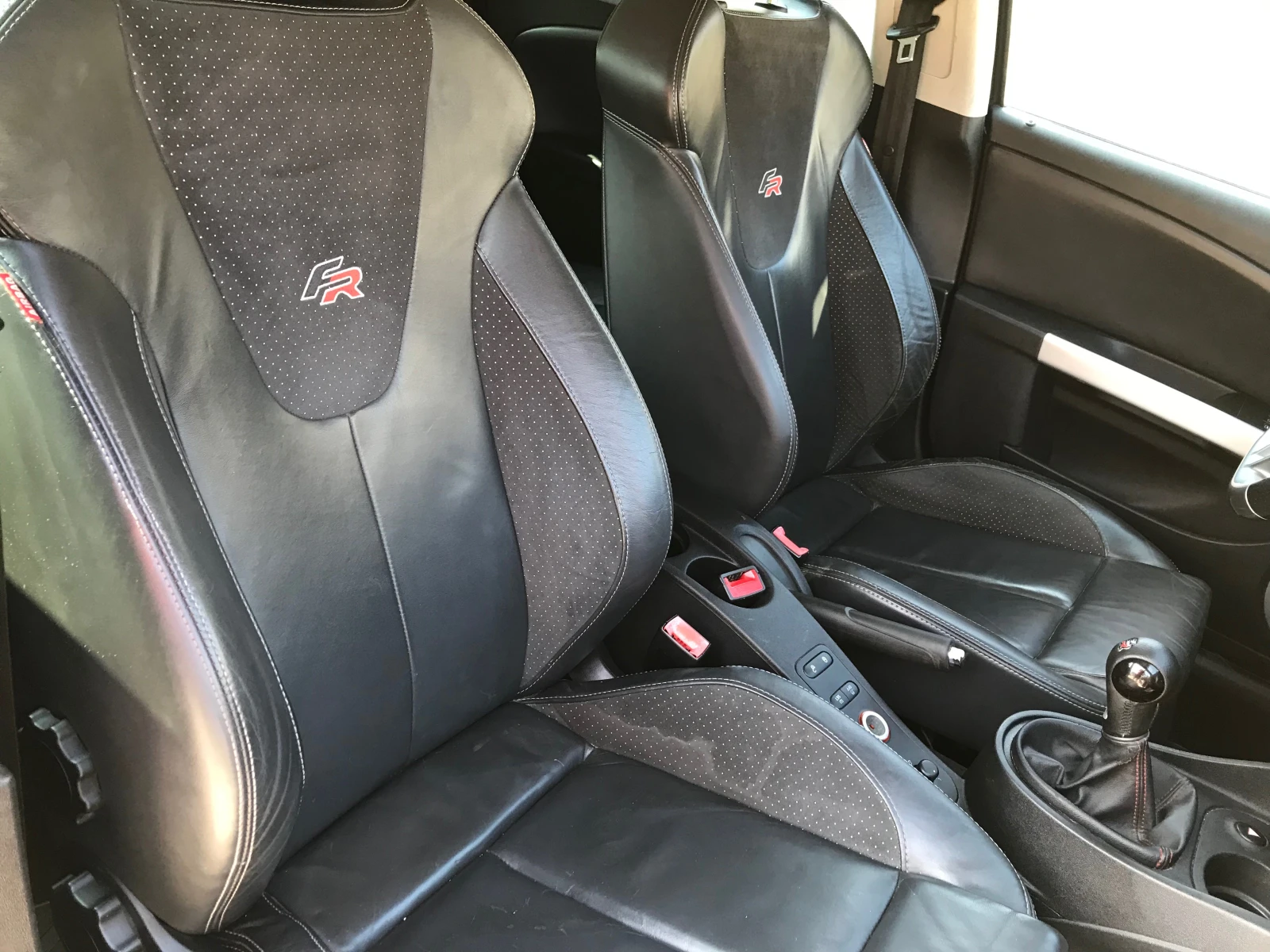 Seat Leon 2, 0tdi.170k.FR., снимка 15 - Автомобили и джипове - 53752077