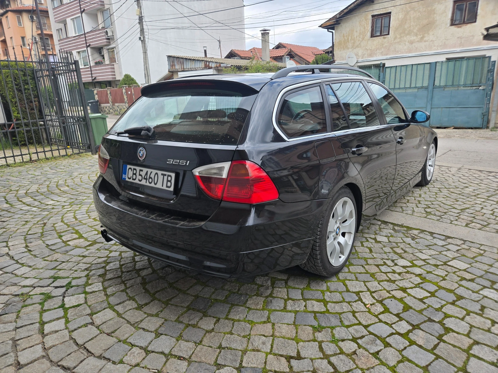 BMW 325 Фейслифт, снимка 4 - Автомобили и джипове - 54278580