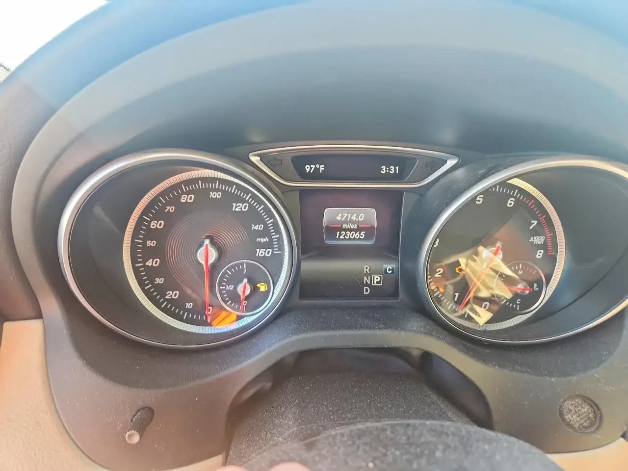Mercedes-Benz CLA 250 4MATIC, снимка 10 - Автомобили и джипове - 54411921