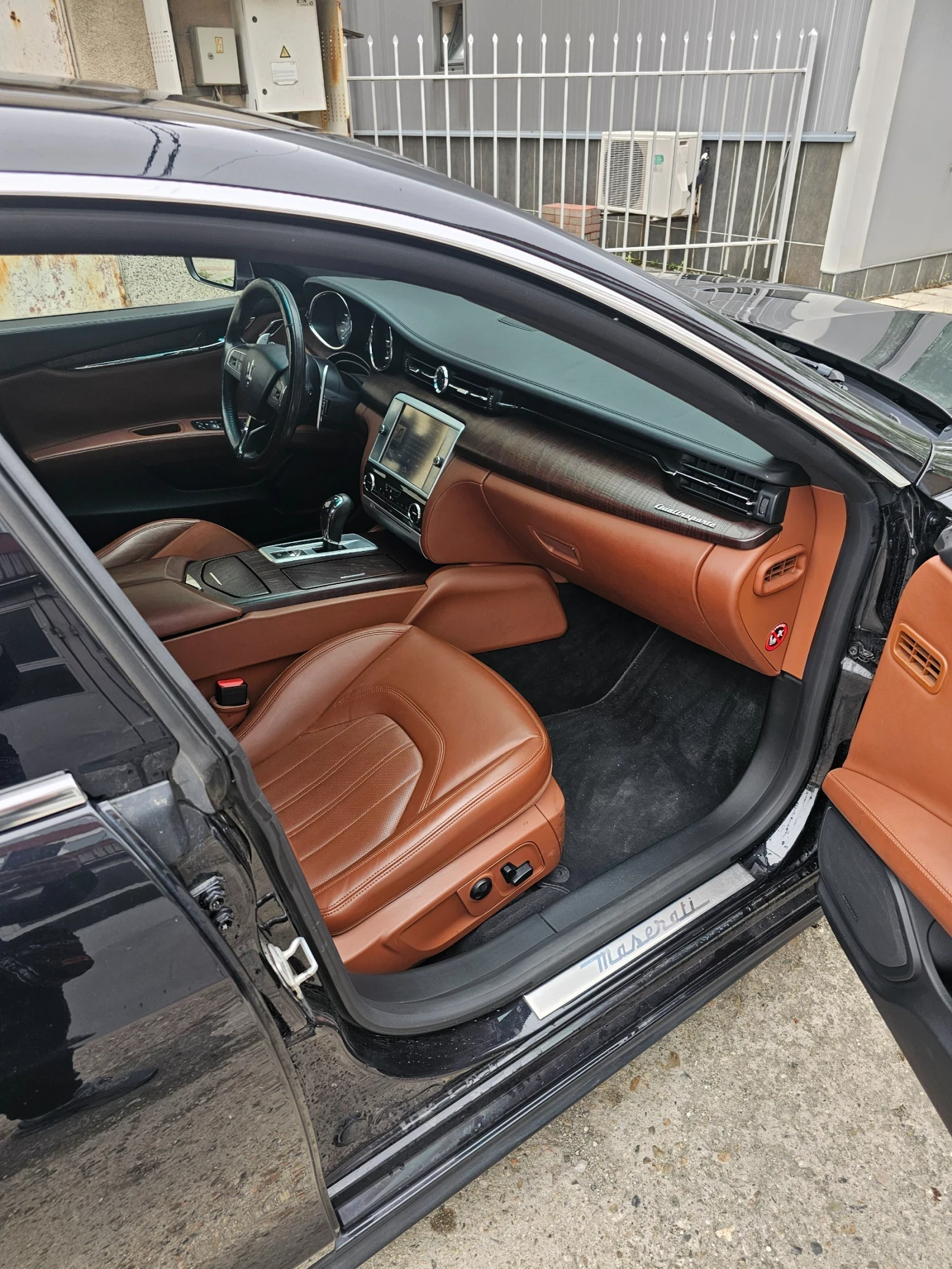 Maserati Quattroporte 3.0 V6, снимка 5 - Автомобили и джипове - 54836444
