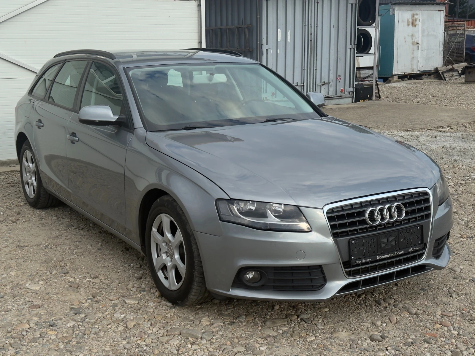 Audi A4 2.0 TDI Автоматик/Климатроник/Собствен лизинг, снимка 2 - Автомобили и джипове - 55571461
