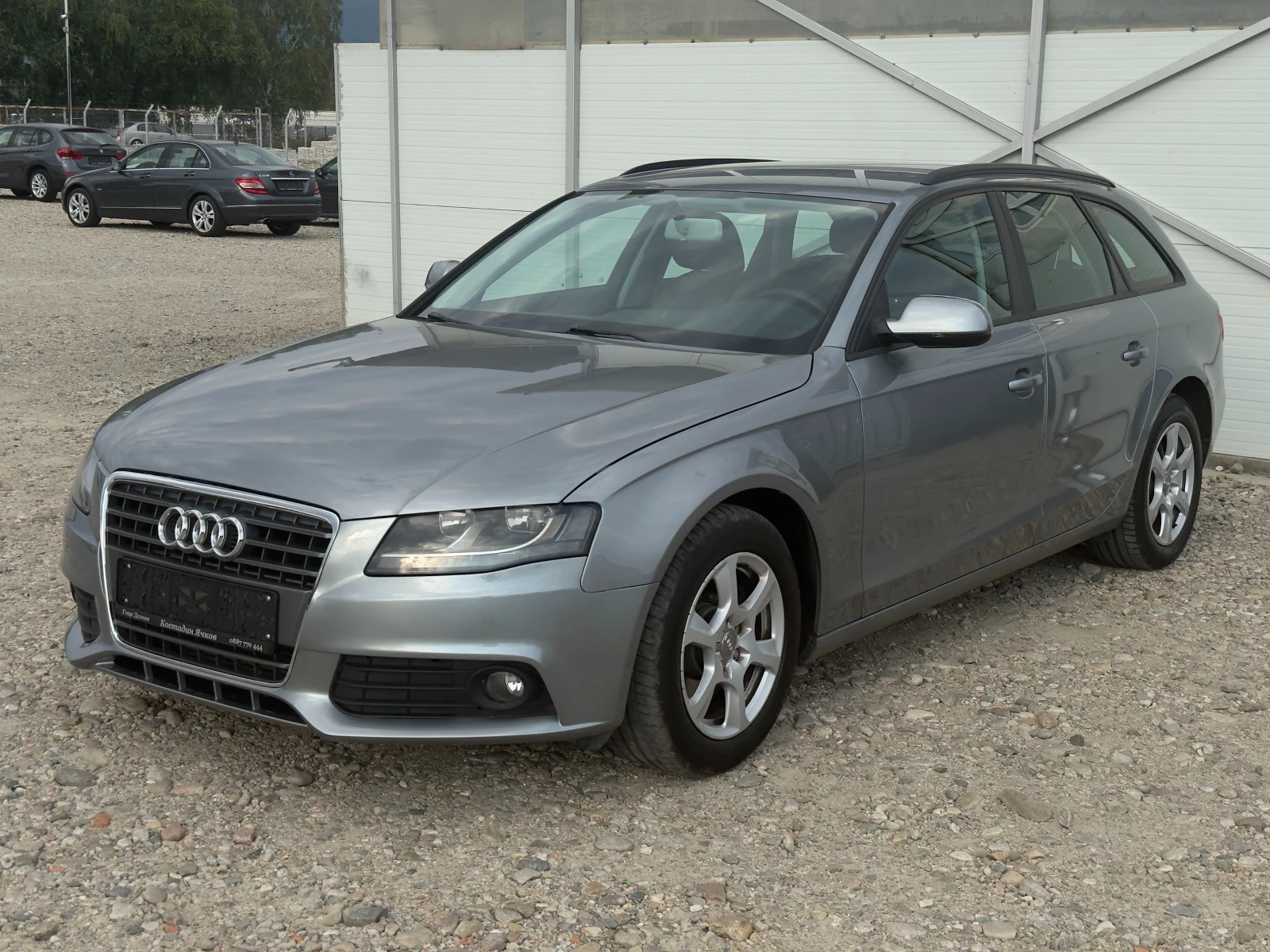Audi A4 2.0 TDI Автоматик/Климатроник/Собствен лизинг, снимка 8 - Автомобили и джипове - 55571461