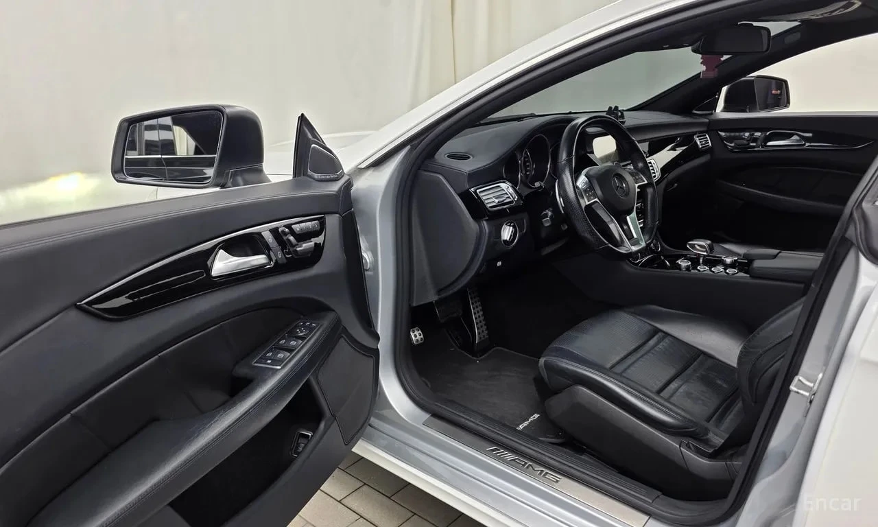 Mercedes-Benz CLS * CLS63 AMG * ЦЕНА ДО БГ, снимка 10 - Автомобили и джипове - 55822596