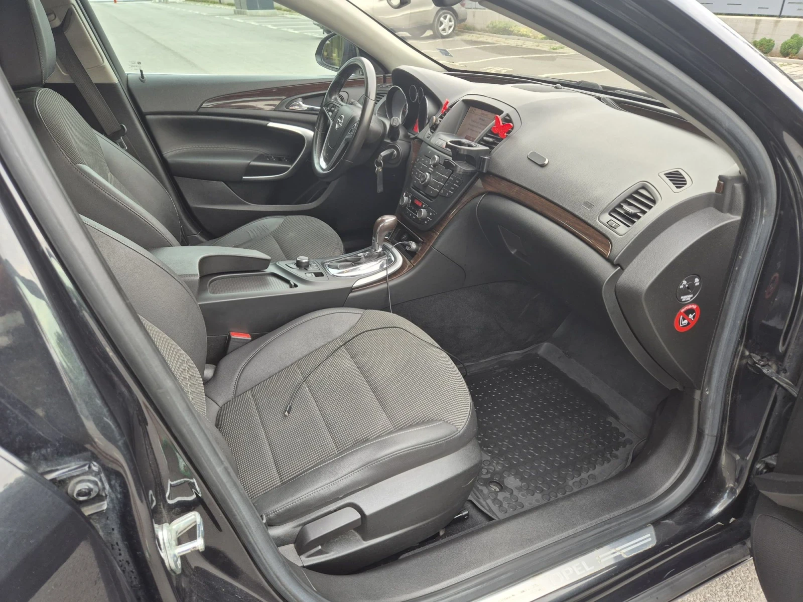 Opel Insignia 2.0CDTI  / 163кс., снимка 9 - Автомобили и джипове - 55875928