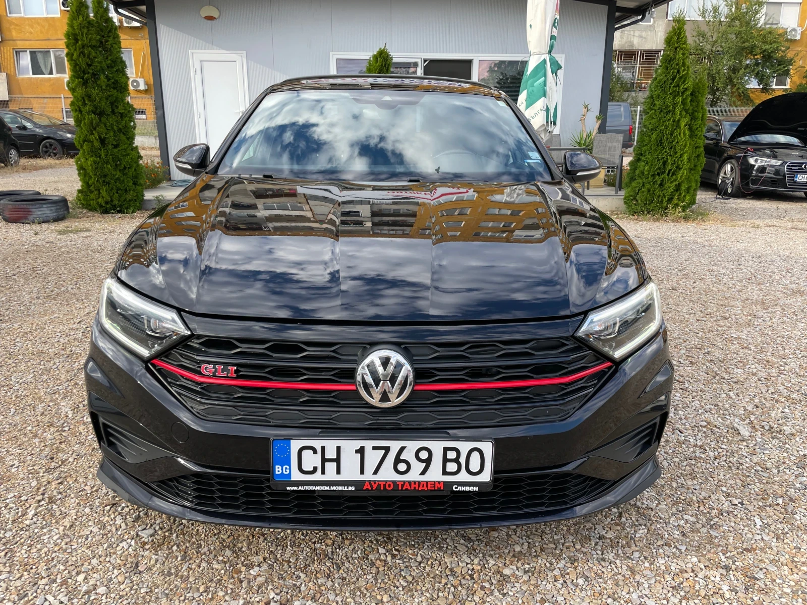 VW Passat JETTA-FACE/2.0i-GTI= GLI/105x-km/УНИКАТ-КАТО НОВА, снимка 2 - Автомобили и джипове - 56081078