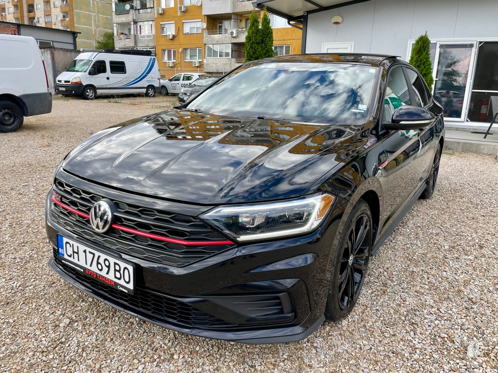 VW Passat JETTA-FACE/2.0i-GTI= GLI/105x-km/УНИКАТ-КАТО НОВА, снимка 3 - Автомобили и джипове - 56081078