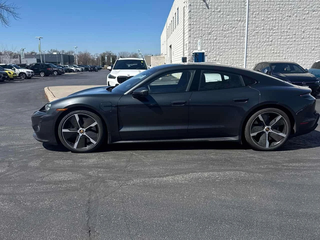 Porsche Taycan Turbo | CARFAX | БЕЗ ИНЦИДЕНТИ , снимка 3 - Автомобили и джипове - 56300048
