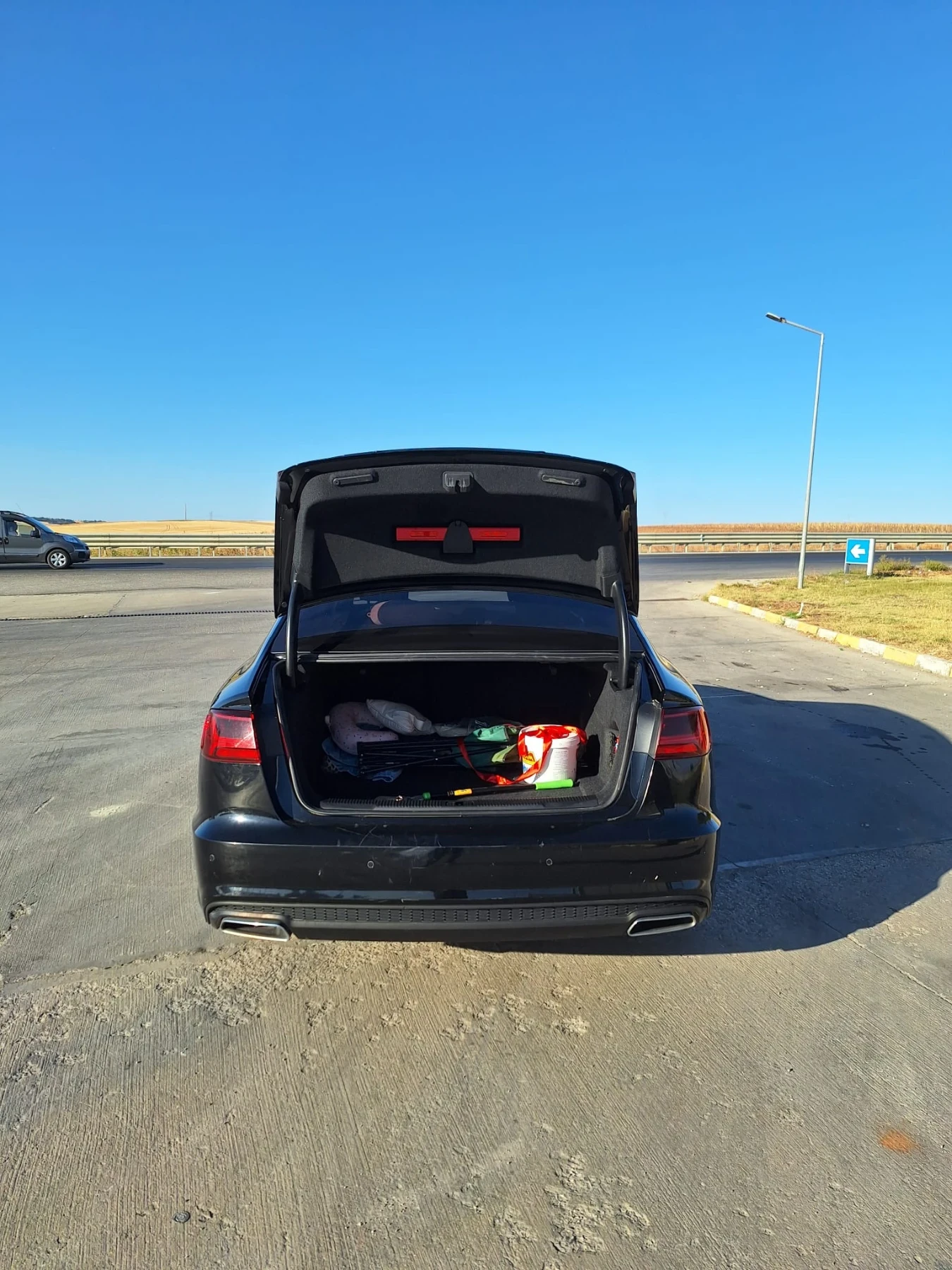 Audi A6, снимка 10 - Автомобили и джипове - 56617761