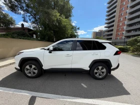 Toyota Rav4  XLE AWD / CARFAX / CAMERA / АВТОКРЕДИТ, снимка 2