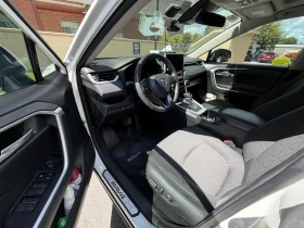 Toyota Rav4  XLE AWD / CARFAX / CAMERA / АВТОКРЕДИТ, снимка 5