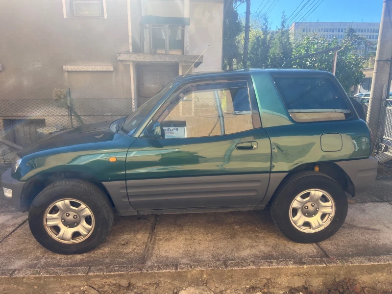 Toyota Rav4, снимка 4 - Автомобили и джипове - 47498199