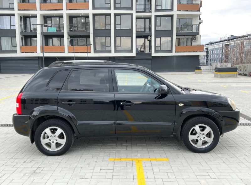 Hyundai Tucson 2.0 ГАЗ-BRC 4x4 2007г, снимка 1 - Автомобили и джипове - 49486581