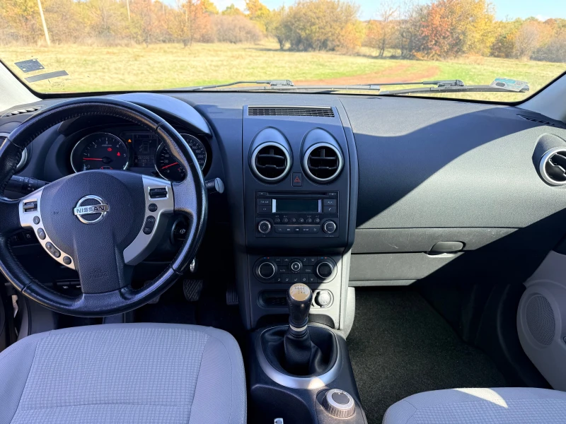 Nissan Qashqai M1G, снимка 8 - Автомобили и джипове - 52590938