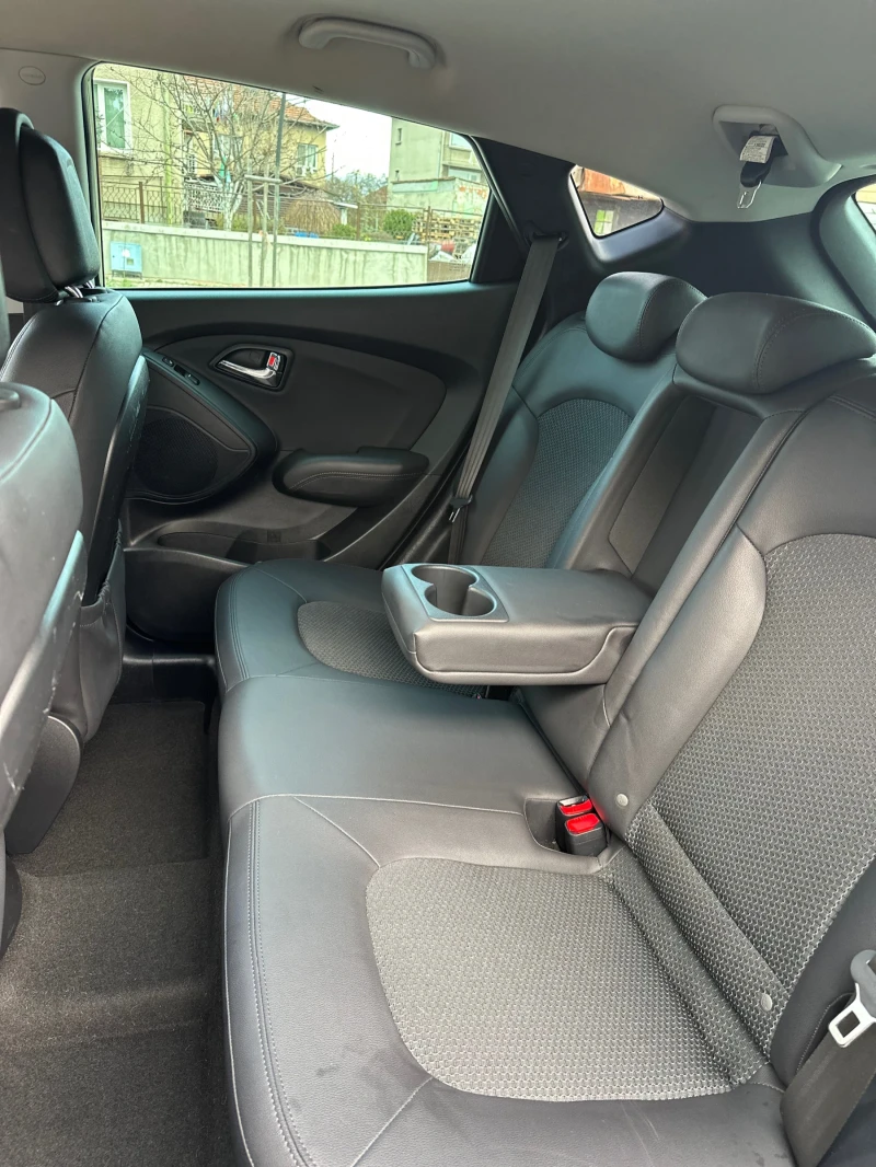 Hyundai IX35 -2.0-CRDi-4x4, снимка 14 - Автомобили и джипове - 52694257