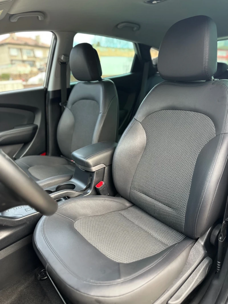 Hyundai IX35 -2.0-CRDi-4x4, снимка 9 - Автомобили и джипове - 52694257