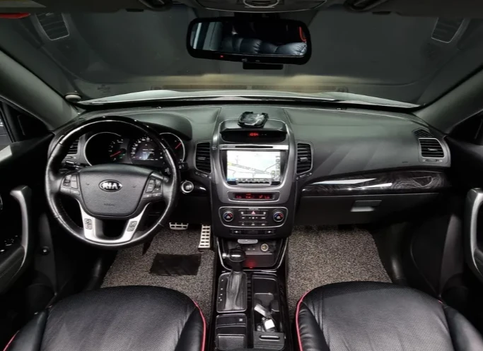 Kia Sorento 2.0 CRDi 4WD - изображение 7