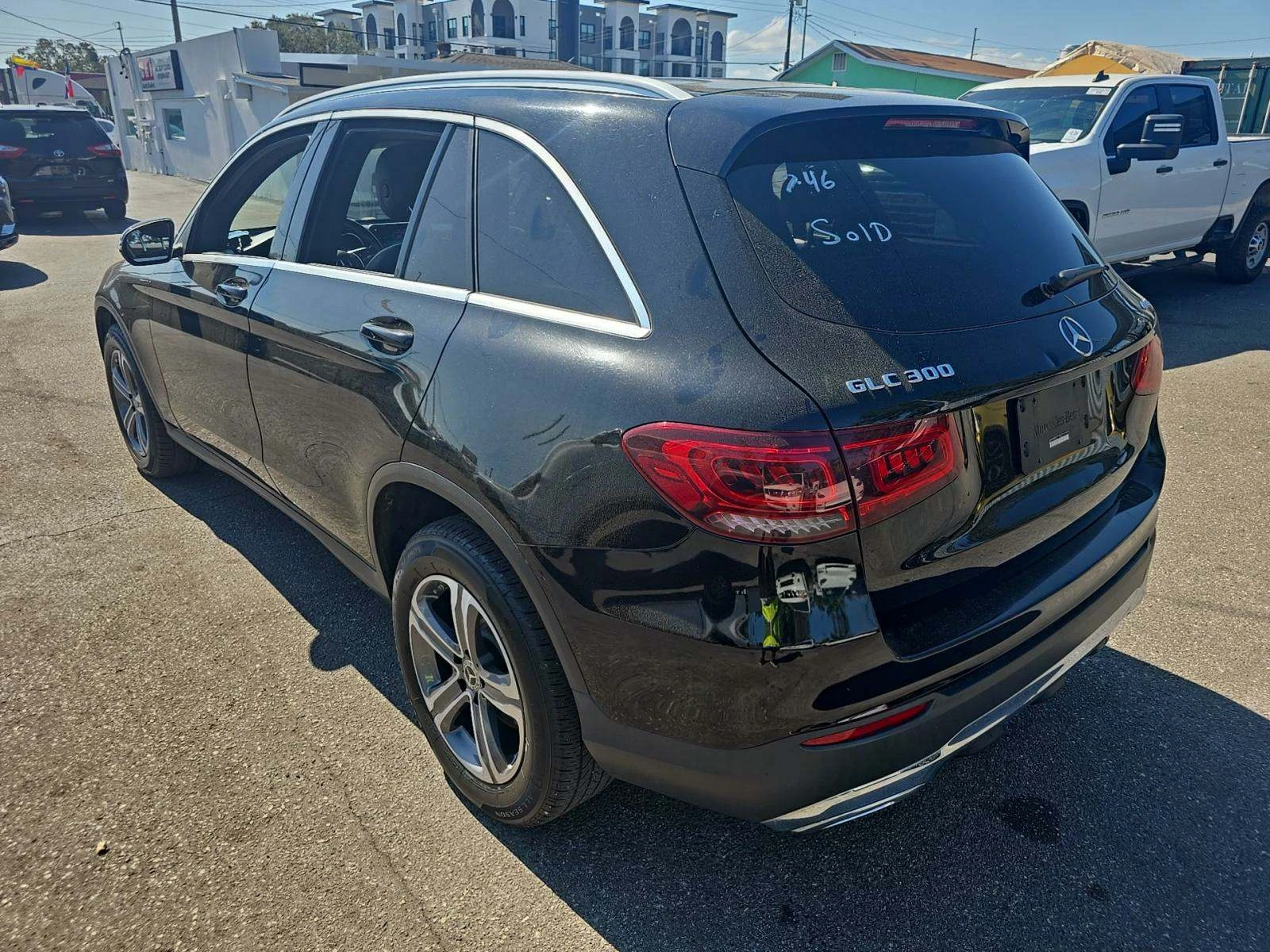 Mercedes-Benz GLC 300  - изображение 3