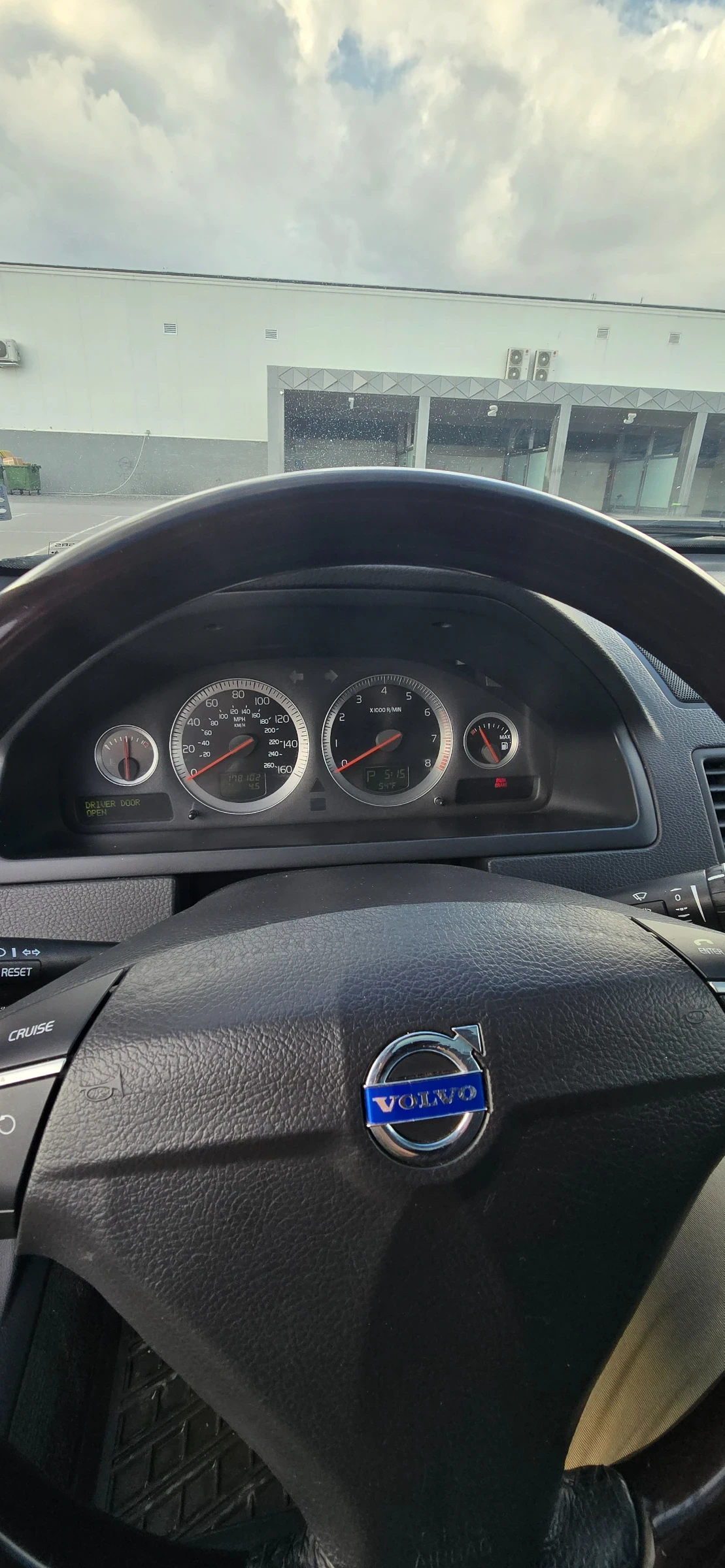 Volvo Xc90, снимка 7 - Автомобили и джипове - 54046549