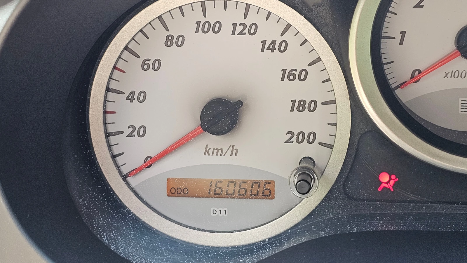 Toyota Rav4 Facelift, снимка 15 - Автомобили и джипове - 54389341
