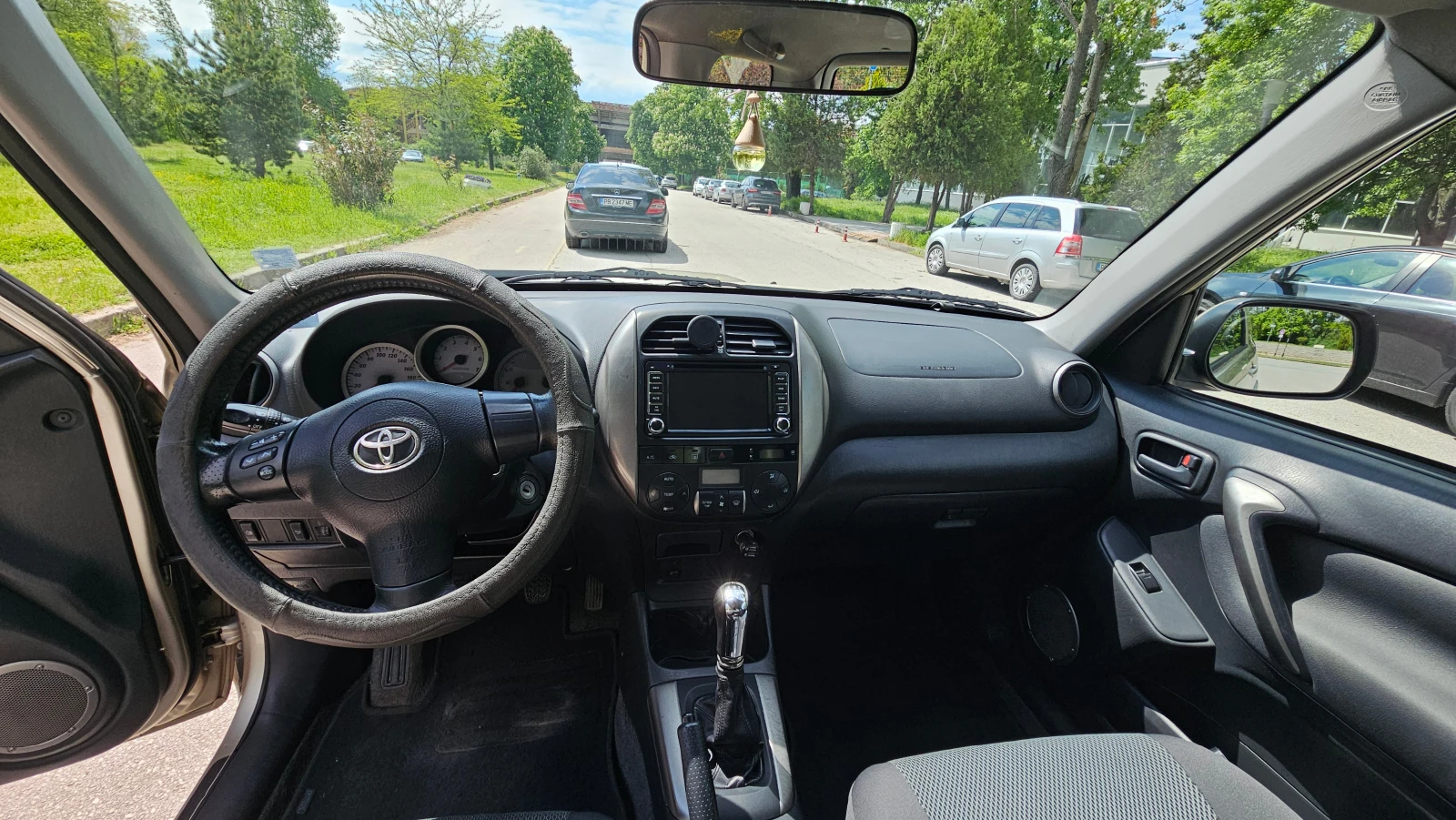 Toyota Rav4 Facelift, снимка 12 - Автомобили и джипове - 54389341
