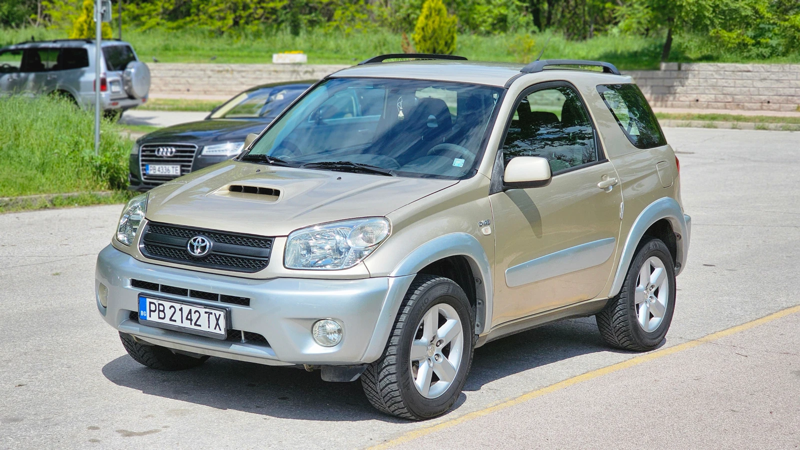 Toyota Rav4 Facelift, снимка 4 - Автомобили и джипове - 54389341
